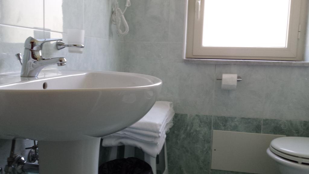 B&B Capo Sant'Alessio Sant'Alessio Siculo Bilik gambar