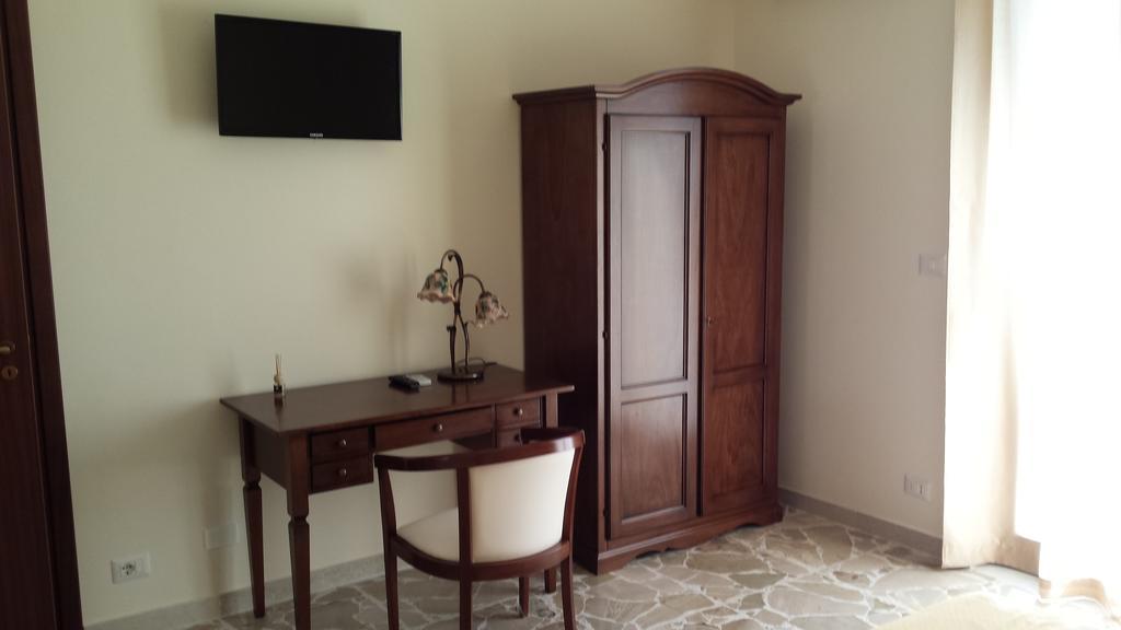 B&B Capo Sant'Alessio Sant'Alessio Siculo Bilik gambar
