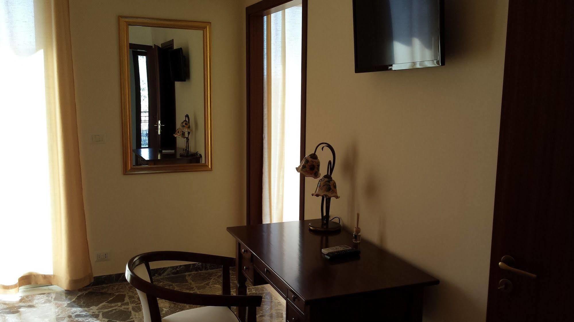 B&B Capo Sant'Alessio Sant'Alessio Siculo Luaran gambar