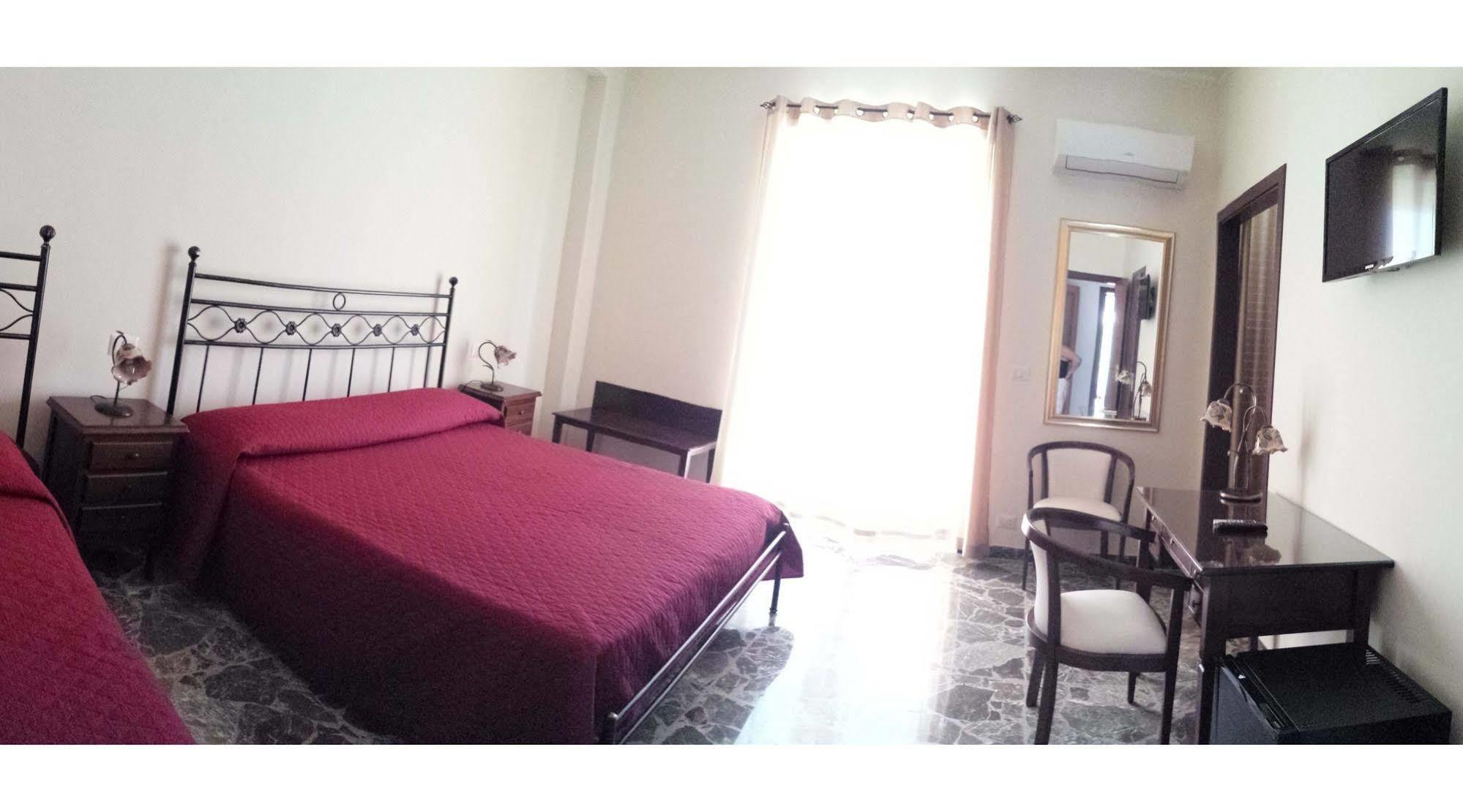 B&B Capo Sant'Alessio Sant'Alessio Siculo Luaran gambar